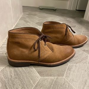 Men’s Ugg Chukka Boot (size 10)